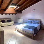 Relaxing Oasis In The Attic בית נופש *